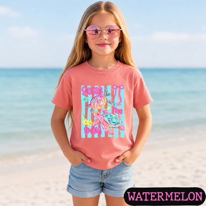 Seas The Day Sea Turtle Graphic Tee | Coastal Beach Shirt | Summer Vacation Tee | Ocean Lover Gift | Cute Turtle Shirt