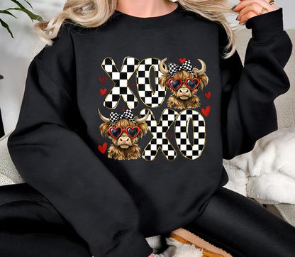 XO XO Valentine Sweatshirt | Highland Cow Love Graphic Crewneck | Cute Checkered Valentine Shirt | Cozy Western Valentine Pullover